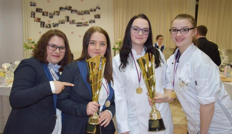 Tým vítězných studentek z Třebíče