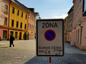 Pokračuje jarní úklid, blokové čištění v příštím týdnu proběhne na Březinkách a v centru města