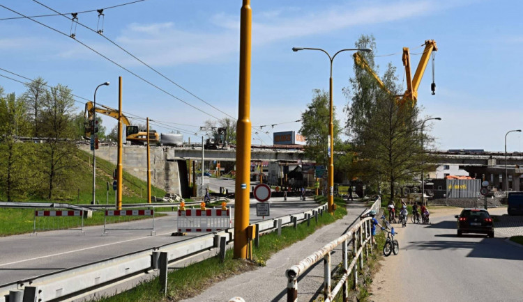 Řidiči v Jihlavě, pozor. Příští víkend neprojedete ulicí Romana Havelky