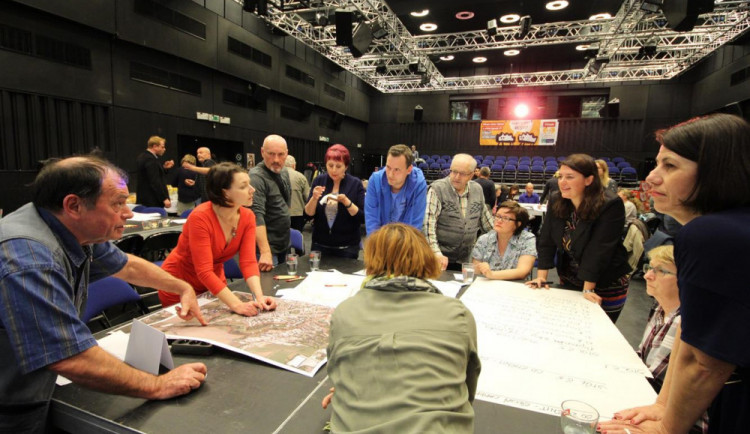 Podle veřejného fóra se má město zaměřit na řeku Jihlavu. Obyvatele trápí její špatný stav