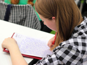 Státní maturity začínají. K písemné práci z češtiny může na Vysočině přijít až 3805 žáků