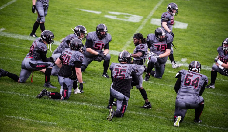 Gladiátoři ve šlágru ligy schytali lekci od pražských Lions. Výsledek 13:48 znamená první prohru