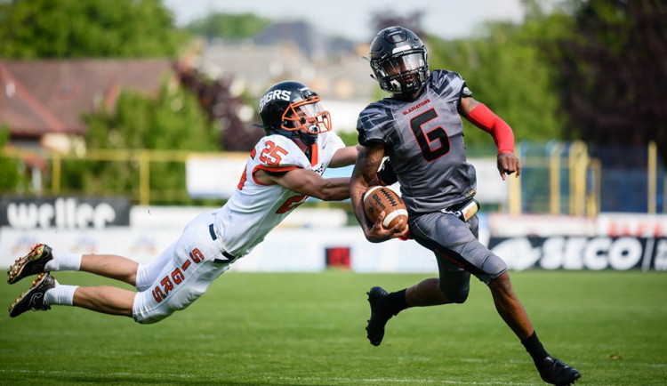 Boj o play-off se dramatizuje. Gladiátoři po prodloužení podlehli brněnským Sígrs