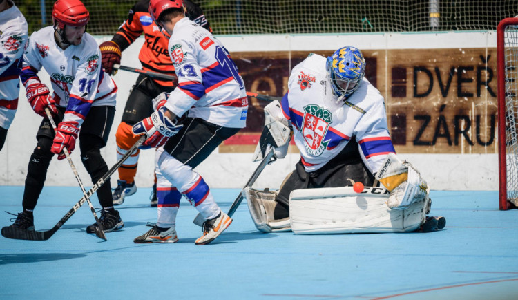 O druholigový hokejbalový titul bude bojovat béčko SK Jihlava. Městské rivaly Flyers porazilo i podruhé