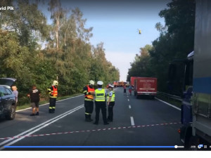 Hromadní tragická nehoda u Radostína: Dva mrtví, nejméně tři těžce zranění