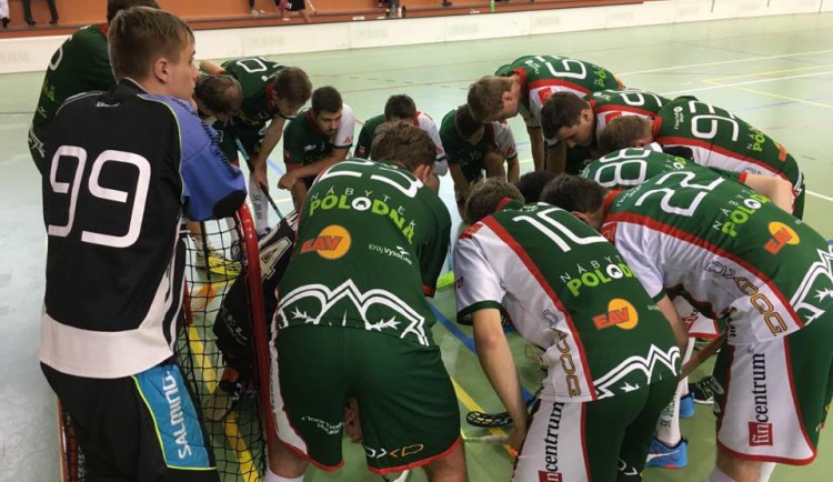 Do nové sezóny v nových dresech! Muži i ženy SK Jihlava vstupují do svých florbalových soutěží