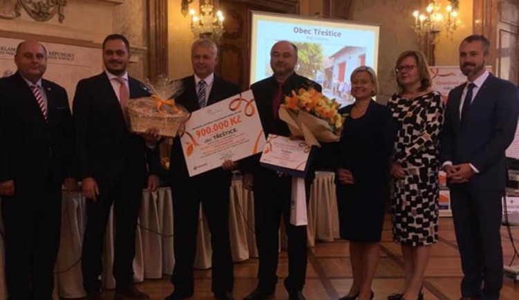 Obec Třeštice získala Oranžovou stuhu ČR 2019. Porota ocenila hlavně aktivitu místních lidí