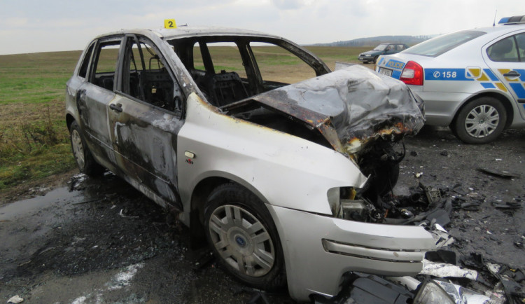 Tragická nehoda u Velkého Beranova. Jeden člověk zemřel, další dva lidé se zranili