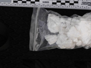 Řidič po D1 převážel sto gramů kokainu. Obchody mu překazili policisté u Velkého Beranova