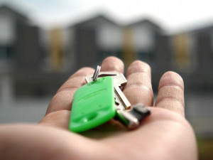 Jihlava spouští Housing First. Hledá dobrovolníky pro sčítání lidí v bytové nouzi