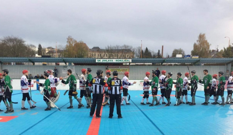 Jihlavští hokejbalisté hráli letos naposledy doma, brněnské Bulldogs porazili na nájezdy