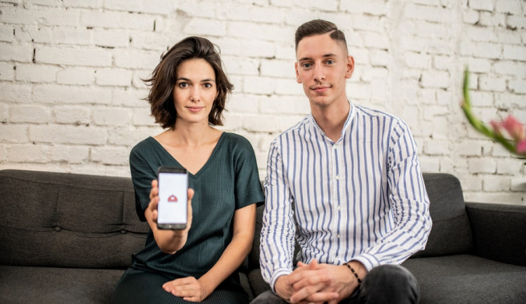 Zakladatelé projektu Michaela Gregorová a Jakub Henni.