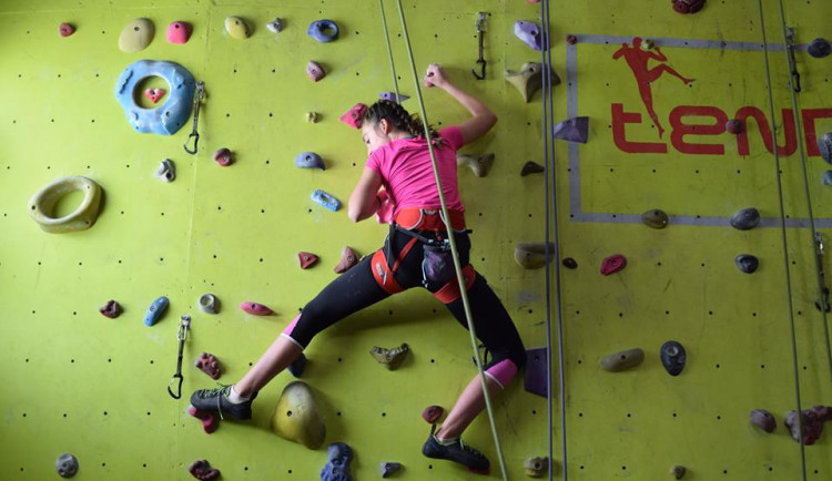 V jihlavském lezeckém centru nabízejí nové horolezecké kurzy pro dospělé