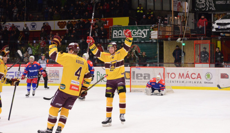 Sladká tečka na konec základní části, Dukla porazila rivala z Třebíče 3:1