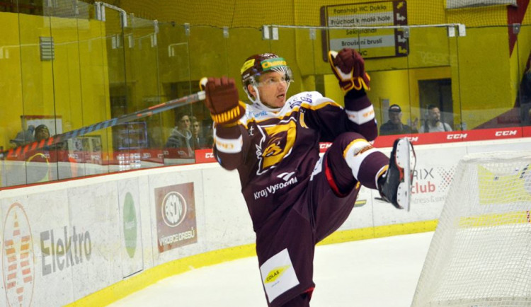 Slušná hra, jednoznačný výsledek: Dukla porazila Frýdek-Místek a upevnila si pozici pro play-off