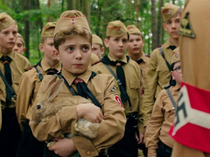 Koprodukce Králíček Jojo nominovaná na 6 Oscarů je ode dneška v kinech