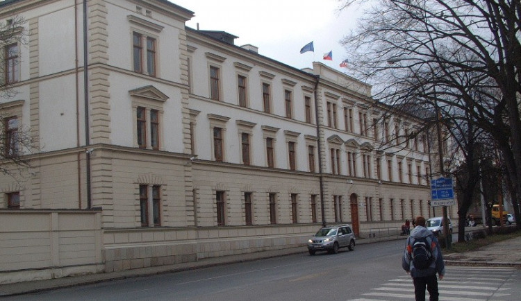 POLITICKÁ KORIDA: Jaké krajské investice budou letos ty nejdůležitější?