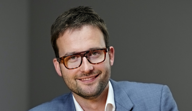 Finanční gramotnost mají Češi v DNA, stačí ji jen rozvinout. V bezkontaktních platbách jsme na špici, říká šéf Mastercardu