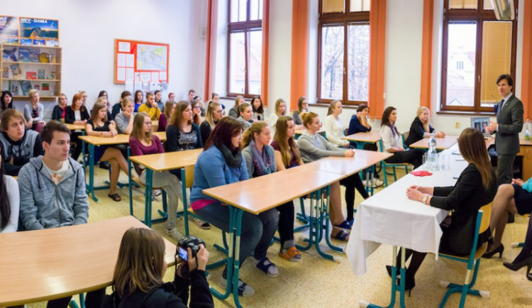 Školy z Vysočiny chtějí využit další peníze na studijní pobyty