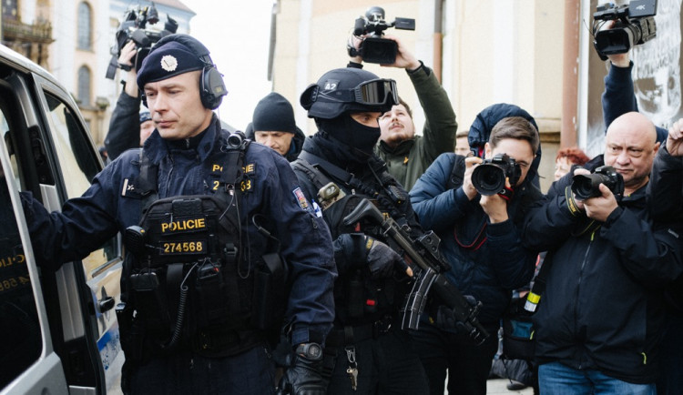 FOTO/VIDEO: Do Olomouce dorazila Keltská hlava, k vidění bude jen čtrnáct dní
