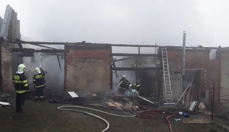 V Předboři na Jihlavsku hořelo v truhlárně. Škoda byla vyčíslena na pět milionů korun