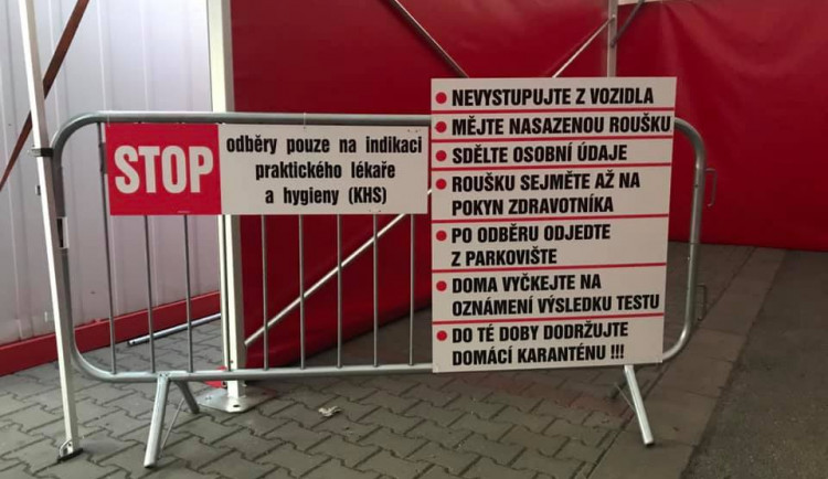 AKTUÁLNĚ ZA VYSOČINU: 165 potvrzených nakažených, 37 uzdravených, tři lidé zemřeli