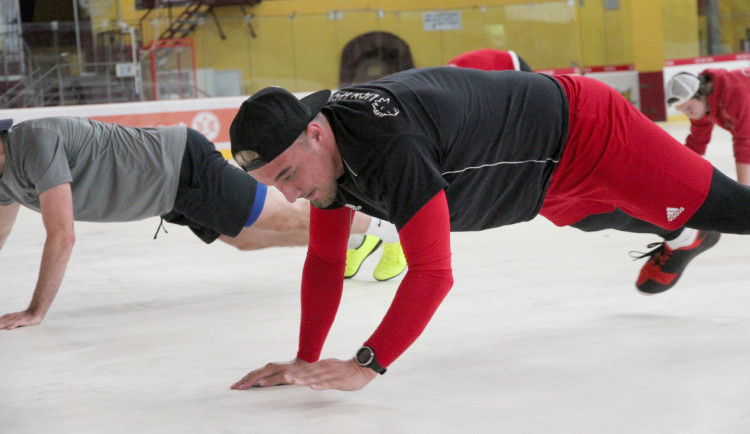 Dukla dneska zahájila letní přípravu, na prvním tréninku se hlásilo sedmnáct hráčů