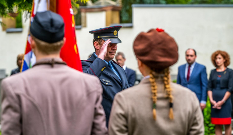 Jihlava si připomněla 70 let od politických poprav. Ve městě přibyly vzpomínkové tabulky 