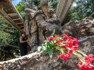 Na jihlavském náměstí se rekonstruuje pomník. Hotovo bude na konci prázdnin