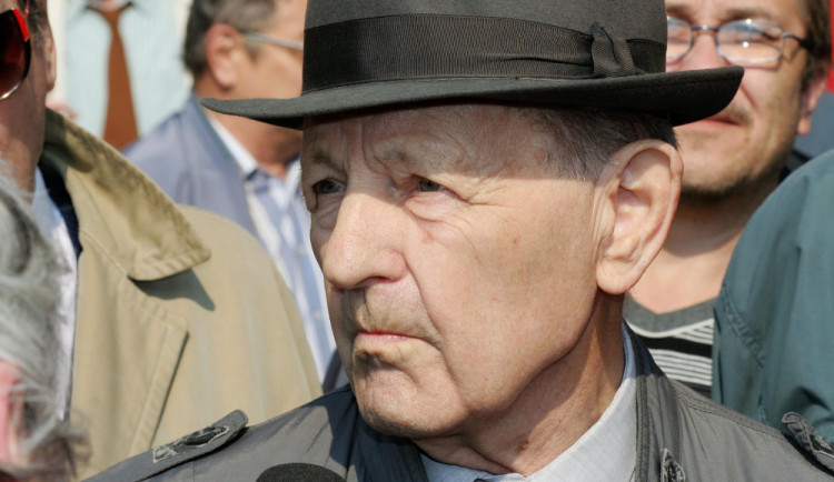 Zemřel bývalý komunistický funkcionář Miloš Jakeš. Bylo mu 97 let