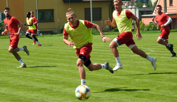Znovu do práce. Fotbalisté FC Vysočina včera nastoupili do letní přípravy