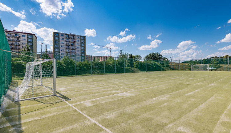 Město se musí potýkat s vandalismem na městských sportovištích
