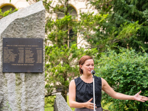 Jihlava si u památníku připomněla popravy politických vězňů