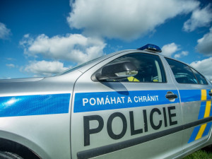 Při střelbě na louce u Vysoké se zranil pětadvacetiletý muž. Policisté hledají svědky