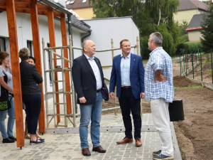 Celkem 24 klientů domova čeká nové bydlení. Stěhovat by se měli po Vánocích