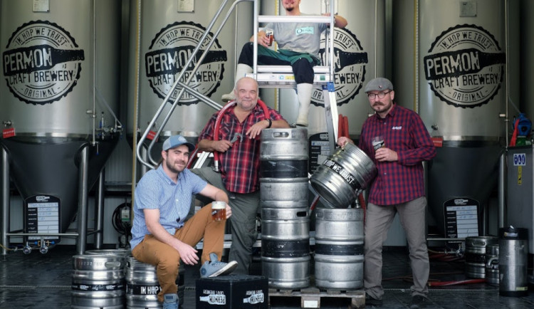 Když je zle, musí se člověk více snažit a ne lomit rukama, říká ředitel pivovaru Permon Michal Sás. Foto: Hynek Glos