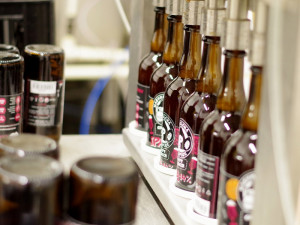 Náš název je velká přednost, říká sládek pivovaru Nachmelená opice Michal Kuřec