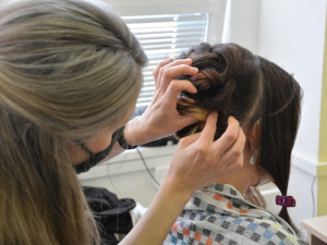 Větší šance na uplatnění po propuštění. Z pětice vězeňkyň ze Světlé jsou kadeřnice