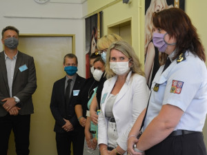 Větší šance na uplatnění po propuštění. Z pětice vězeňkyň ze Světlé jsou kadeřnice