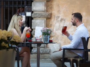 POČASÍ NA SOBOTU: Víkend ve znamení babího léta. Teploty se zastaví u dvacítky