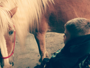 Lukáš z Jihlavy bojuje s mozkovou obrnou. On je má škola života, říká maminka Katka