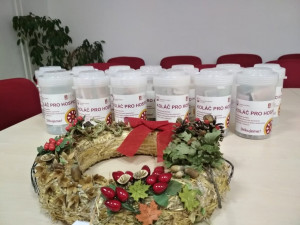 Lidé v Jihlavě koupili koláče za 96 tisíc korun. Peníze poputují na hospicové služby