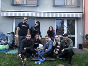 Na longboardech urazili přes 880 km napříč celou Českou republikou a získali téměř půl miliónu korun pro malého Milánka