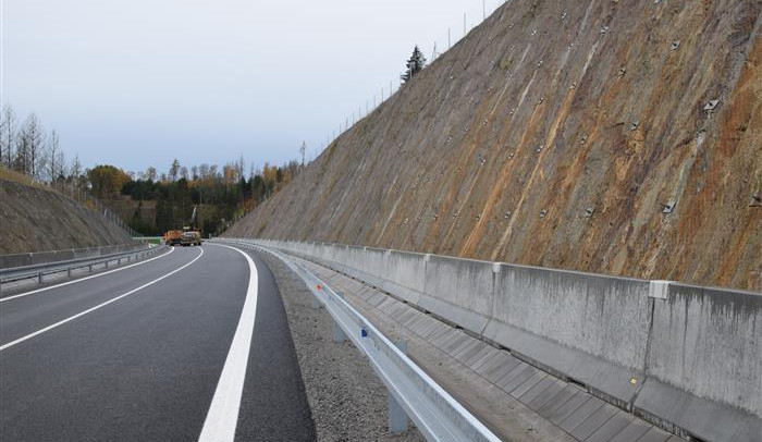 Obchvat Nového Veselí už slouží řidičům. Ten u Velkého Beranova se otevře dnes po poledni