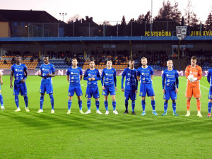 Dvoubrankové manko fotbalisty Vysočiny nepoložilo, ze hřiště Dukly vezou cennou remízu 3:3