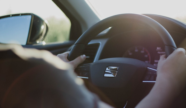 Hledáte nebo nabízíte práci řidiče? Otec samoživitel po večerech vytvořil bezplatný inzertní portál