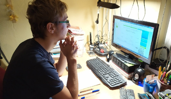 V krajském kole Logické olympiády zazářila rodina Vítkova. Za Vysočinu soutěžily přes tři tisíce účastníků