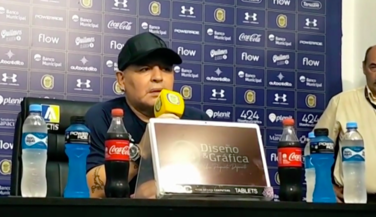 Diego Maradona zemřel. Podle argentinských médií měl podlehnout infarktu