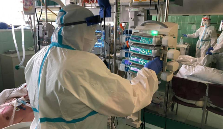 Krizový štáb Vysočiny: Situace v kraji ještě není dobrá, Rapotice hlásí 26 nakažených vězňů