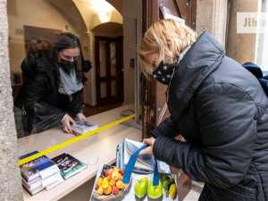 Jihlavská městská knihovna otevřela výdejní okénko. Knihy lze předem objednat